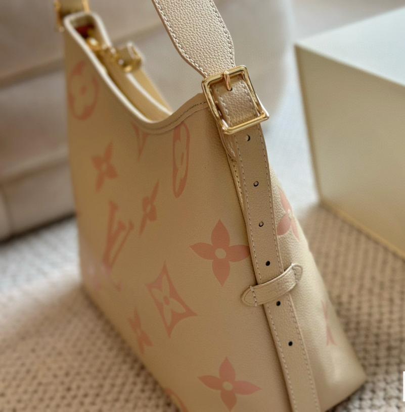 【ルイヴィトン】新作★大人気★Carry All|優雅で高級感あふれるクリーム色♪数量限定販売中!