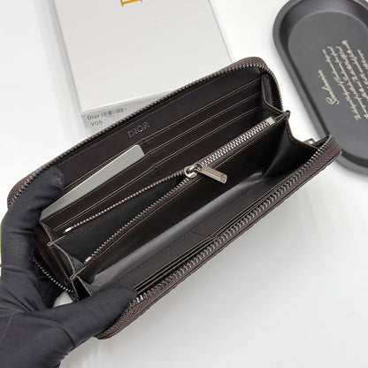 【ディオール】新作★ロゴの長財布☆ロングジップウォレット2色